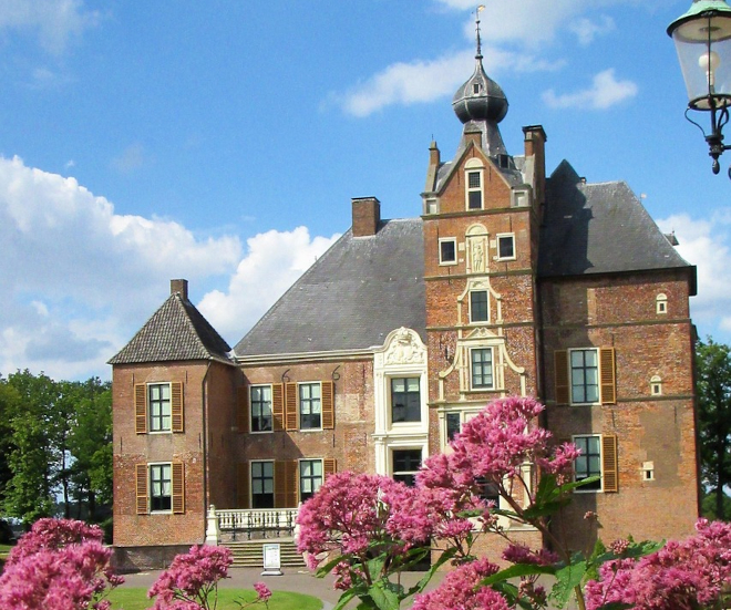 kasteel cannenburch